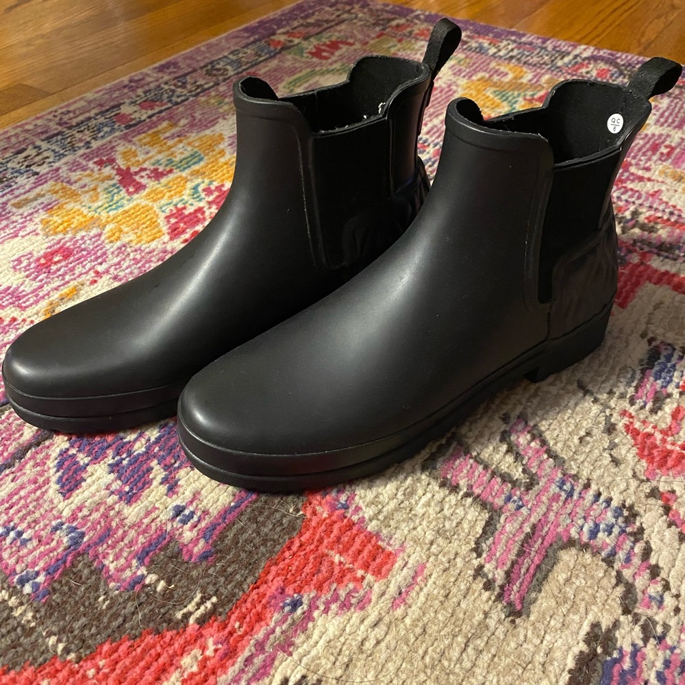 Black Hunter Ankle Rain Boots size 10